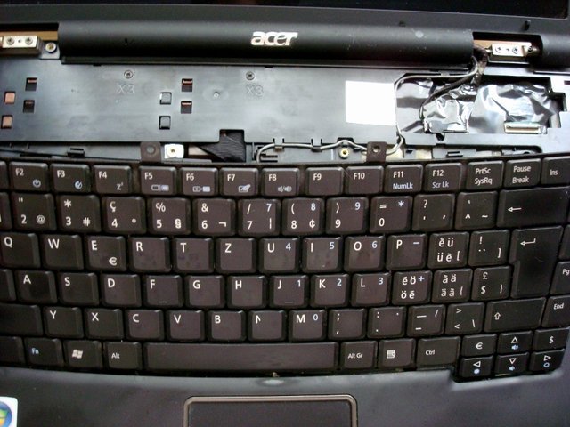 acer-ferrari-5000-how-to-replace-keyboard